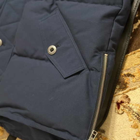 Brand New NAVY BLUE Moose Knuckles, Size: XL. - Picture 9 of 16